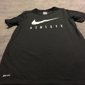 Boys Dri-fit Nike t-shirt. Sm.  spot see pictures